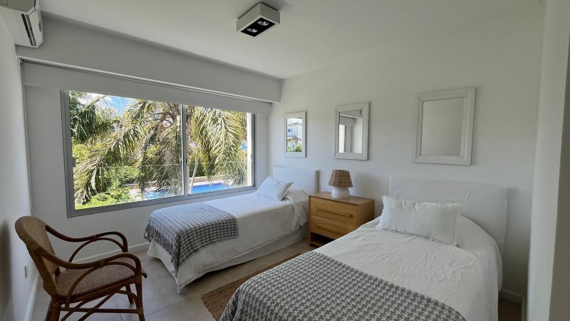 Departamento en alquiler con vista al mar a una cuadra de Montoya Beach, La Barra.